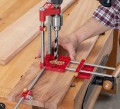 Uchwyt do nawiercania pionowego Woodpeckers Auto Line z prześwitem dla wierteł o średnicy do 19 mm