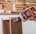 Klej Titebond II Dark Wood Glue 3703 spełnia wymagania ANSI Typ II, odpowiadające klasie D3, i jest odporny na warunki atmosferyczne